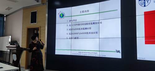 //xjshipin.net/__local/7/D3/A0/8C6BDCA8ADC7CCC38D5AFE2C39A_46ED702F_C442C.png